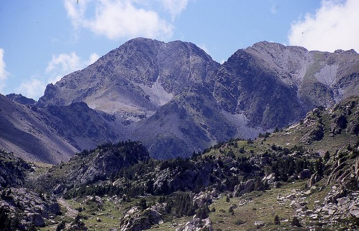 Le Pic Carlit, sommet des Pyrénées-Orientales